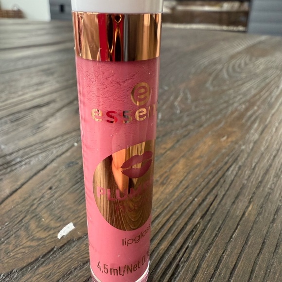 New Lipstick Bundle! - Picture 3 of 7